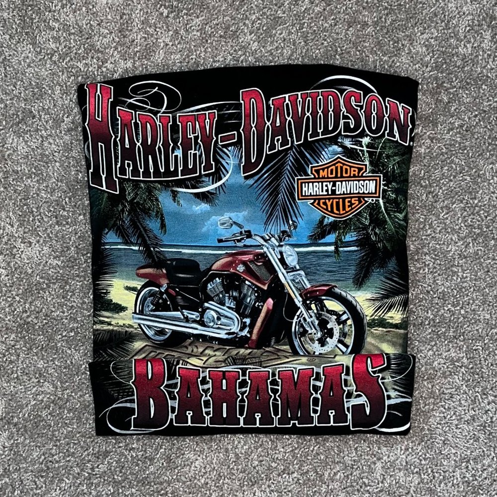 Harley Davidson Bahamas Graphic T!